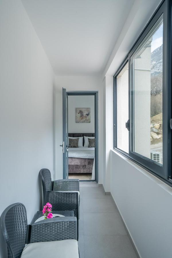 Apartment Adriana Kotor Eksteriør billede